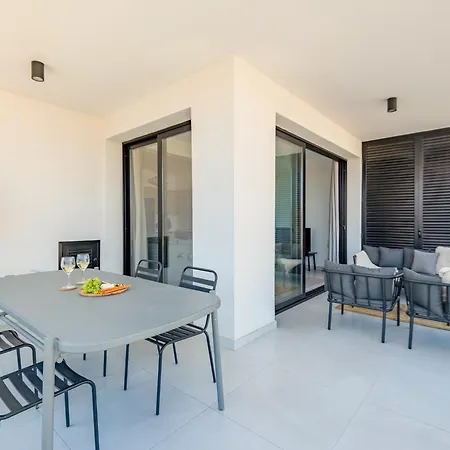Sanders Only Appartement Limassol