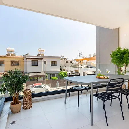 Διαμέρισμα Sanders Only *